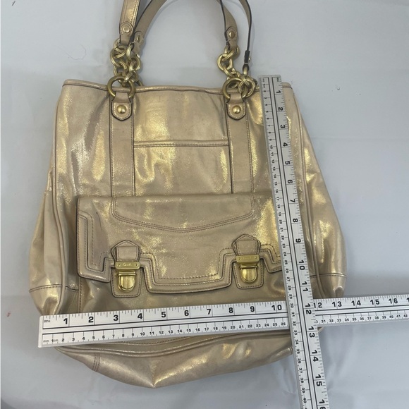 β¨ Coach Poppy Camelia Leather Pushlock Tote β Limited Edition β¨ - Picture 8 of 16